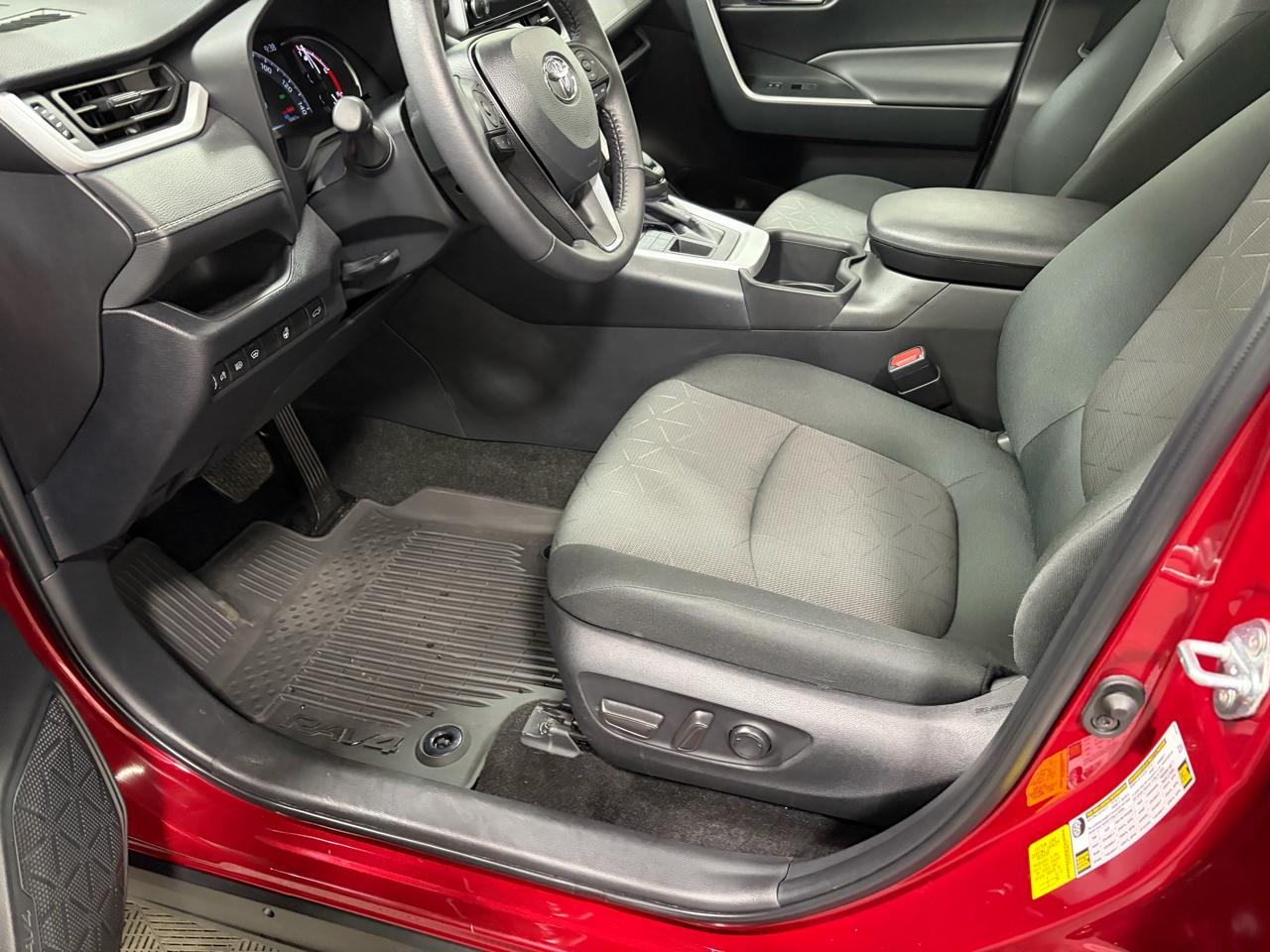 Toyota RAV4 XLE AWD 2024