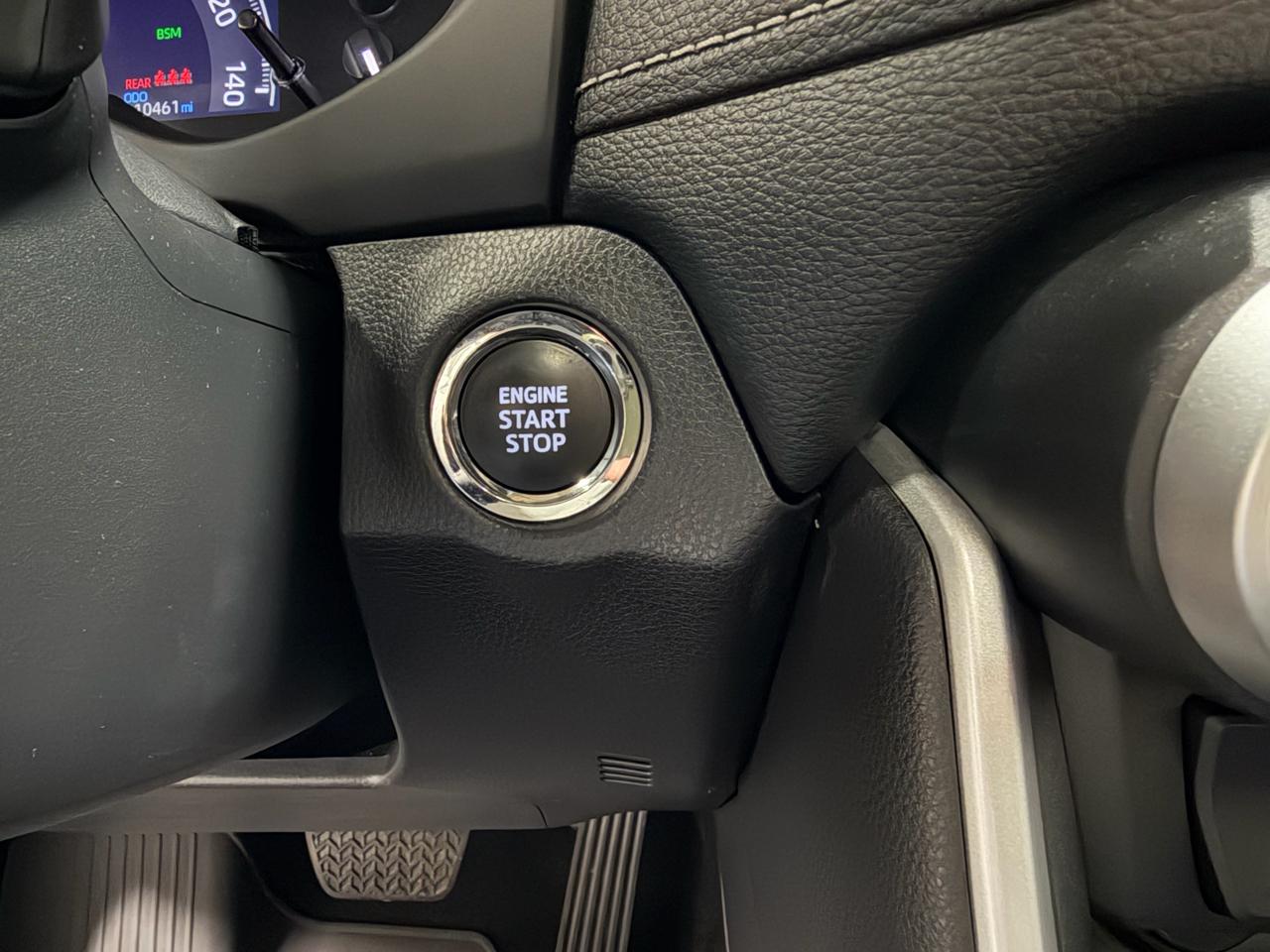 Toyota RAV4 XLE AWD 2024