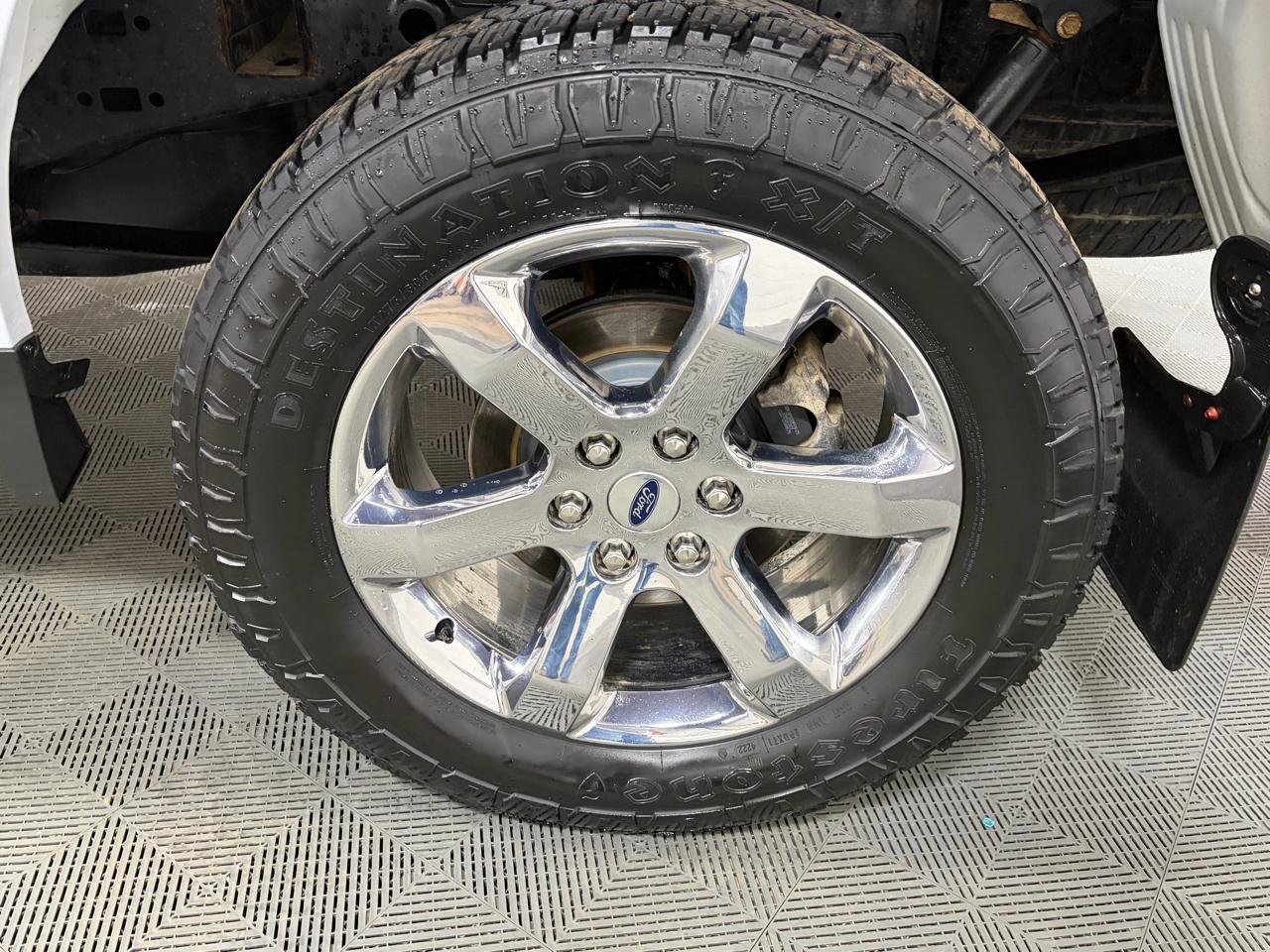 Ford F-150 4WD SuperCab 133" XLT 2022