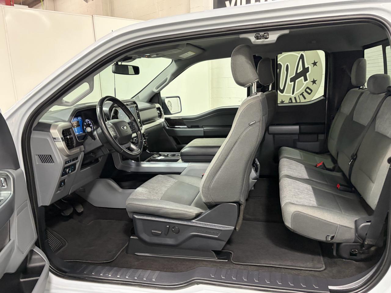 Ford F-150 4WD SuperCab 133" XLT 2022