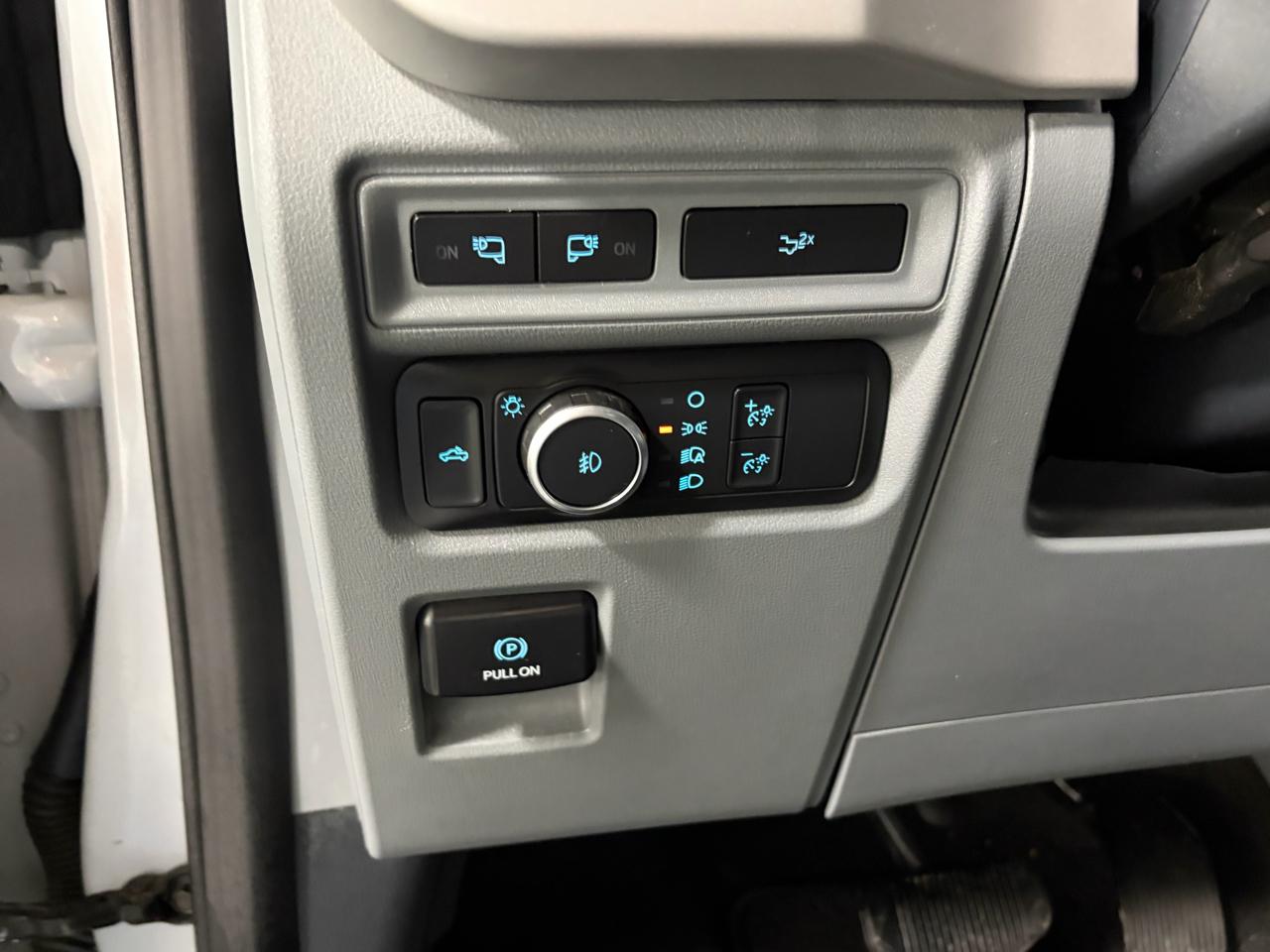 Ford F-150 4WD SuperCab 133" XLT 2022