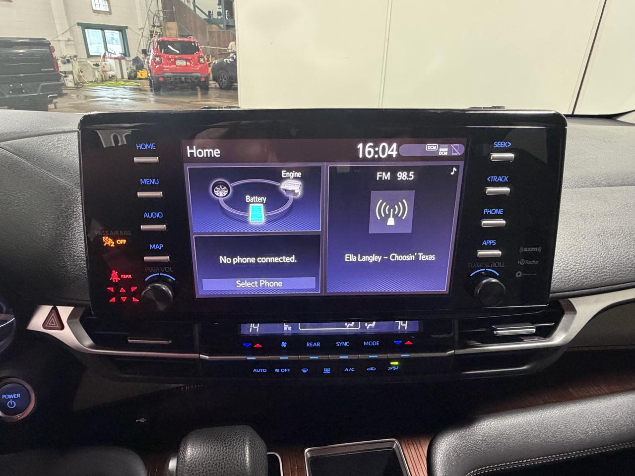 Toyota Sienna LE 8-Passenger AWD 2021