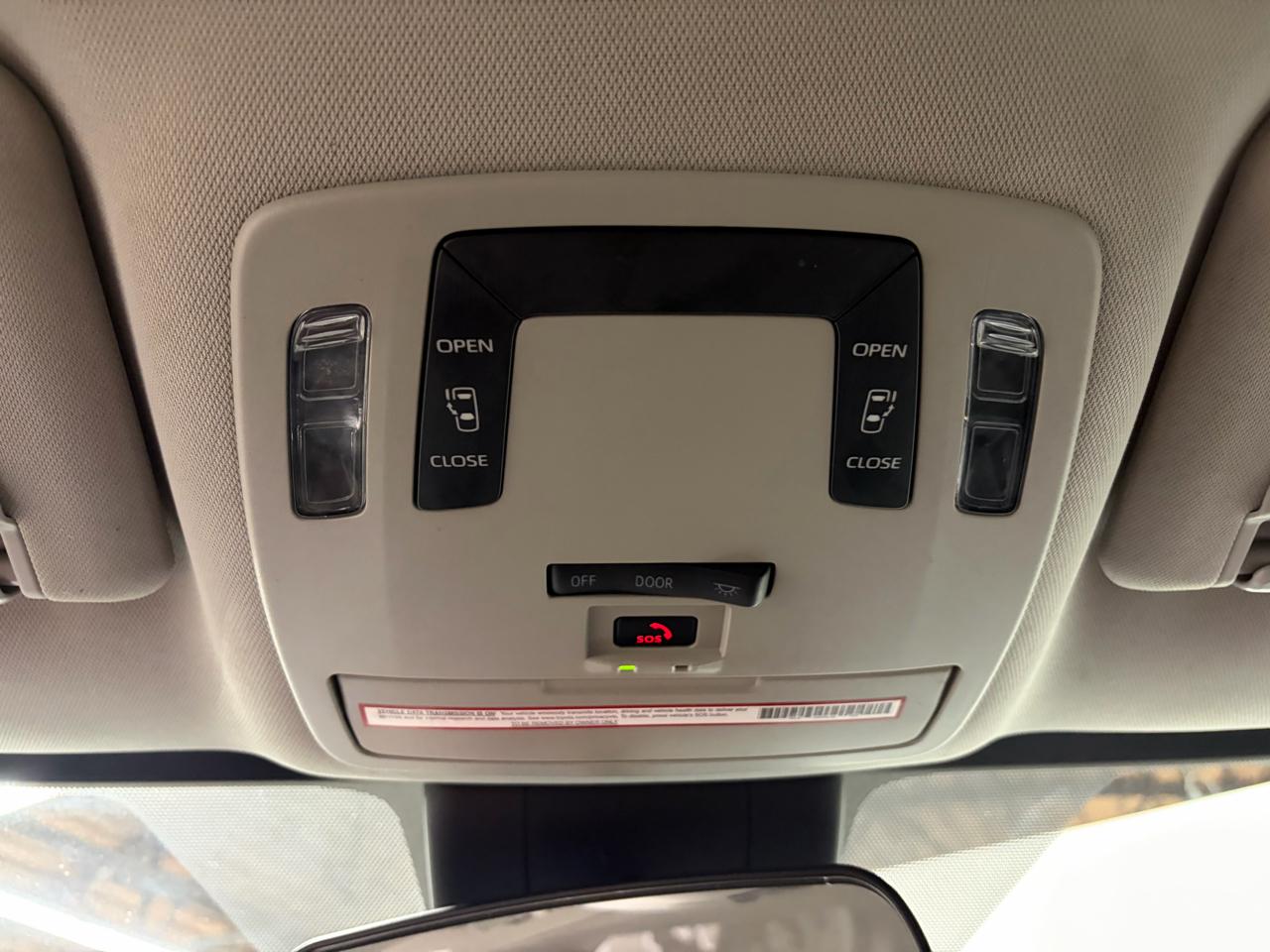 Toyota Sienna LE 8-Passenger AWD 2021