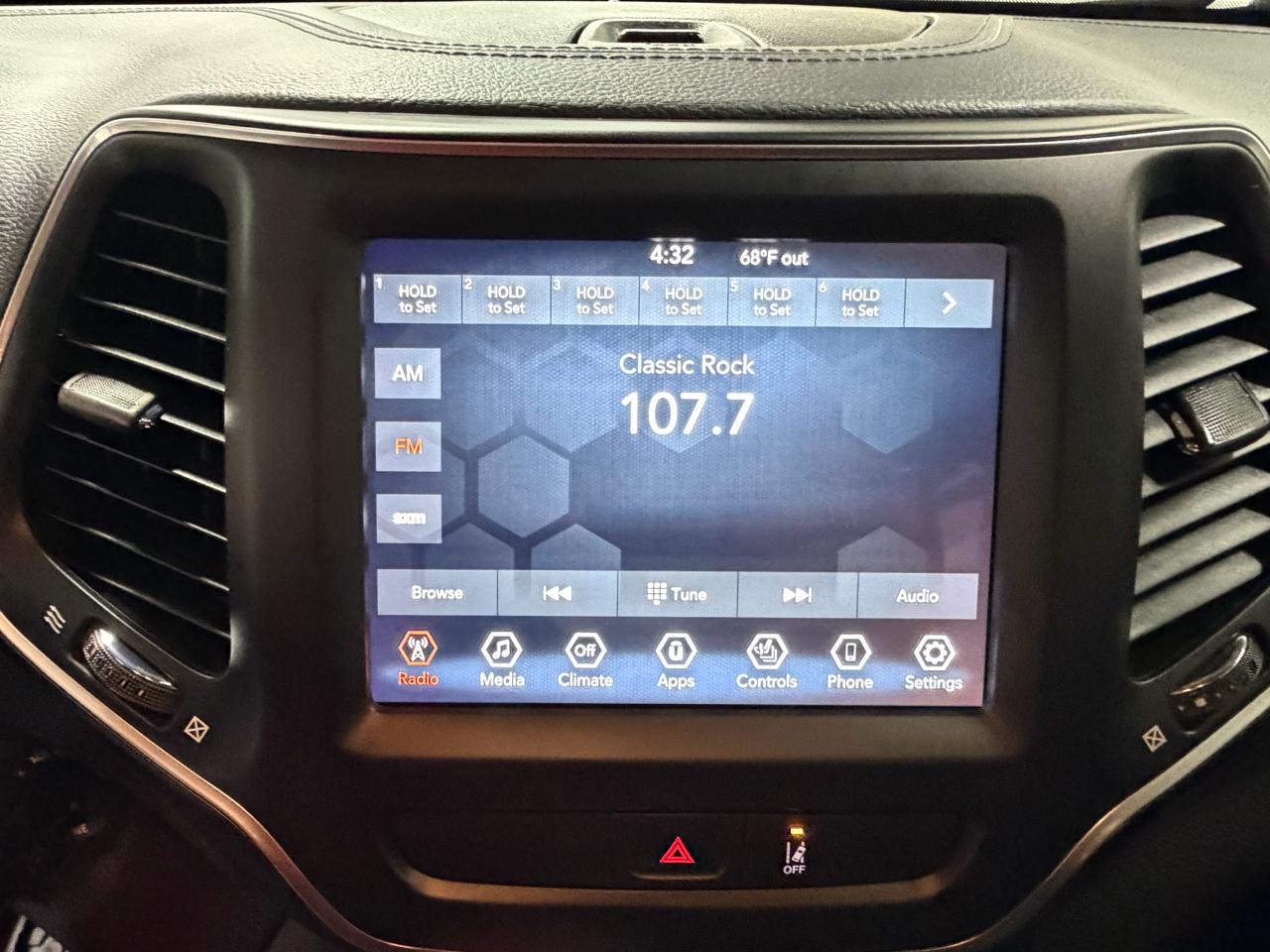 Jeep Cherokee X 4x4 2022