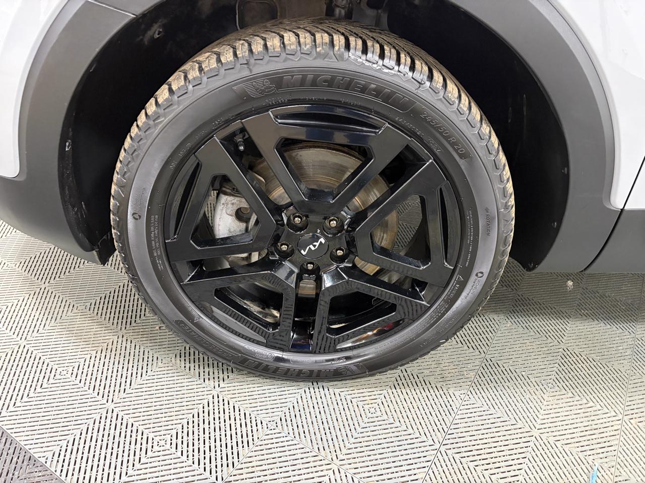 Kia Telluride EX X-Line AWD 2024