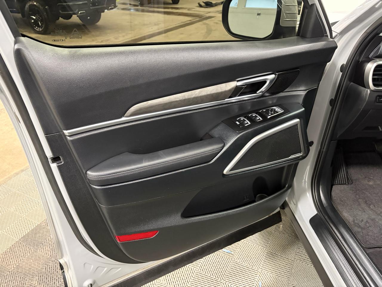 Kia Telluride EX X-Line AWD 2024