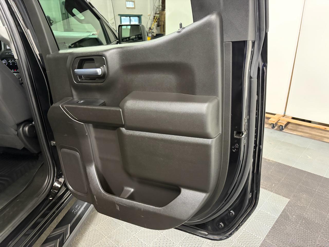 Chevrolet Silverado 1500  2021