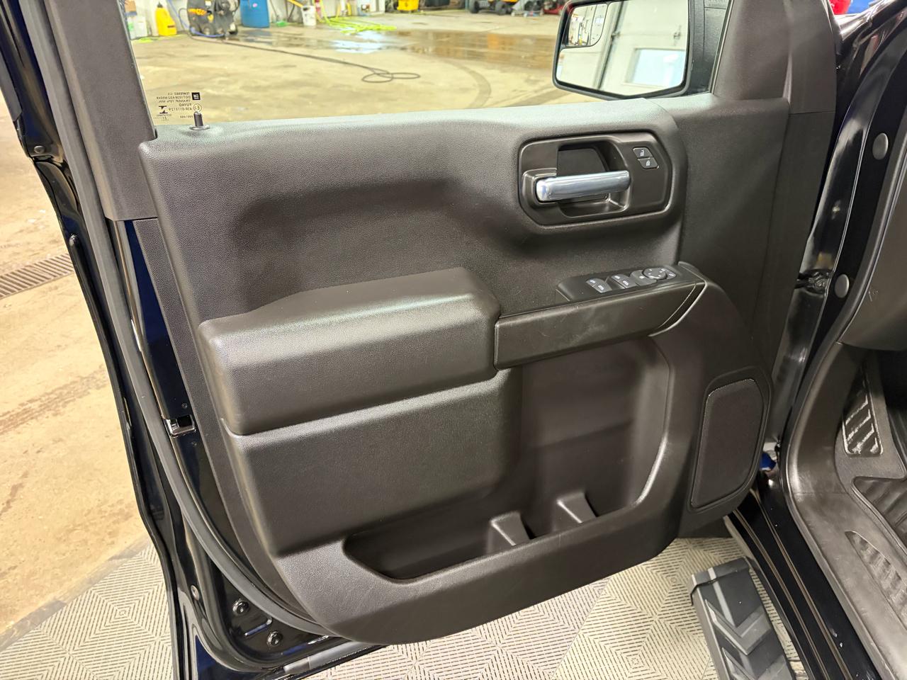 Chevrolet Silverado 1500  2021