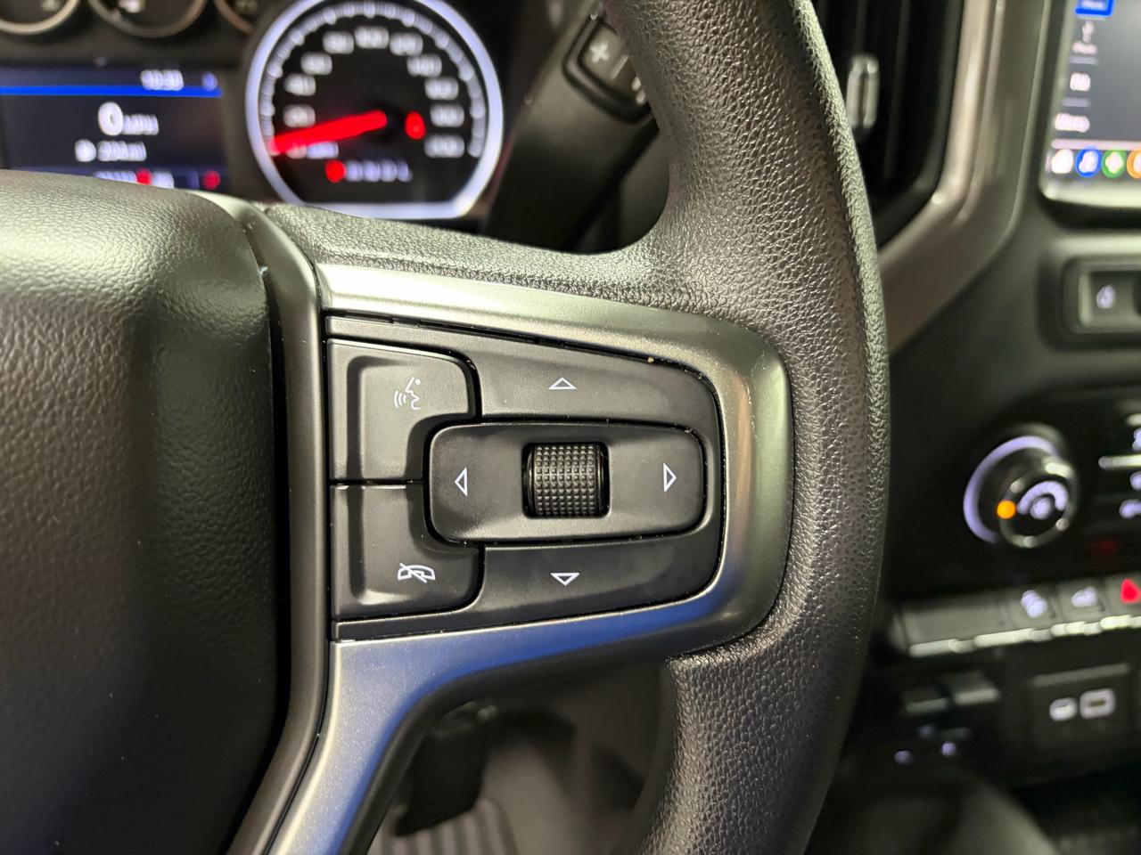 Chevrolet Silverado 1500  2021