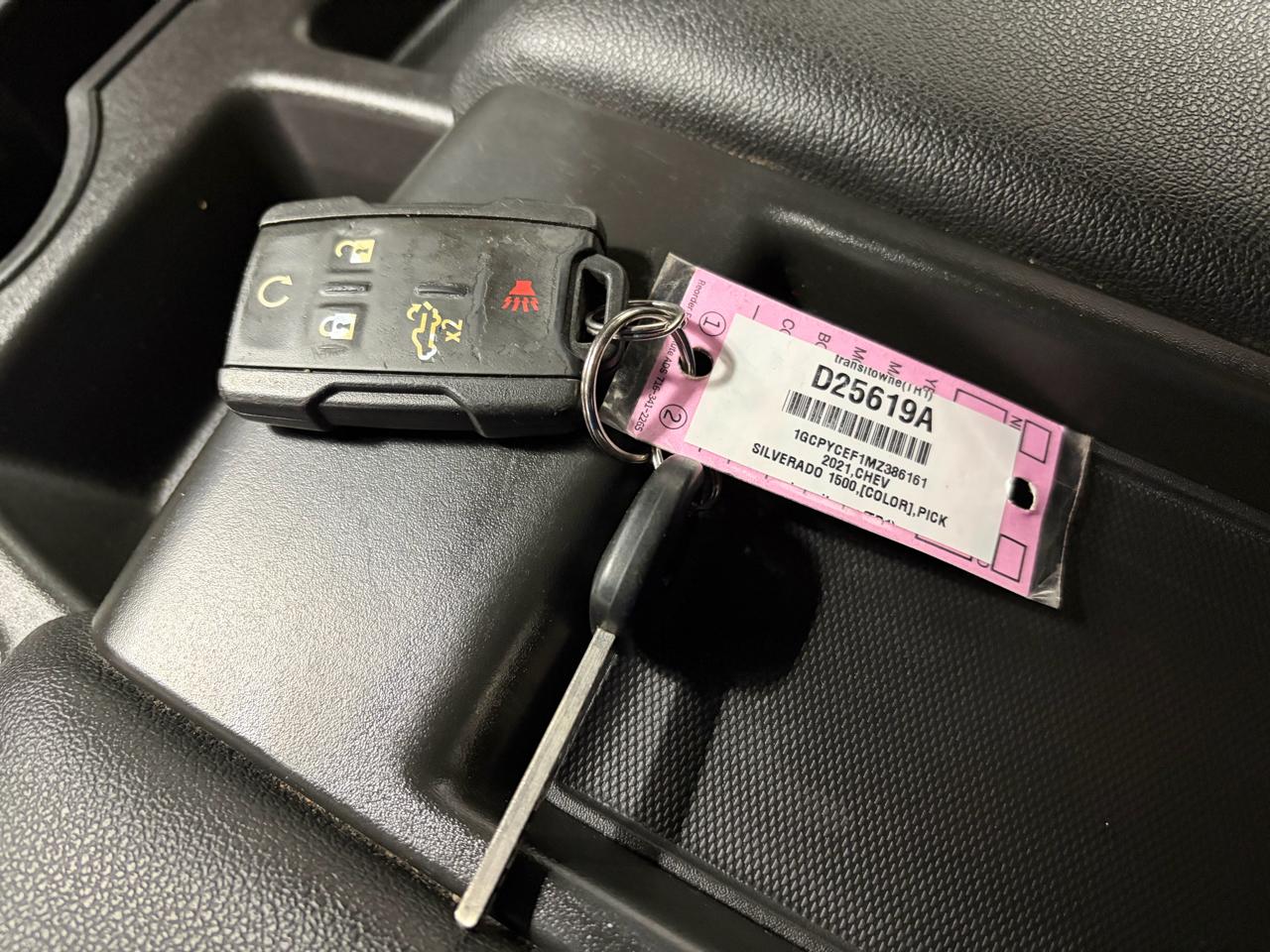 Chevrolet Silverado 1500  2021