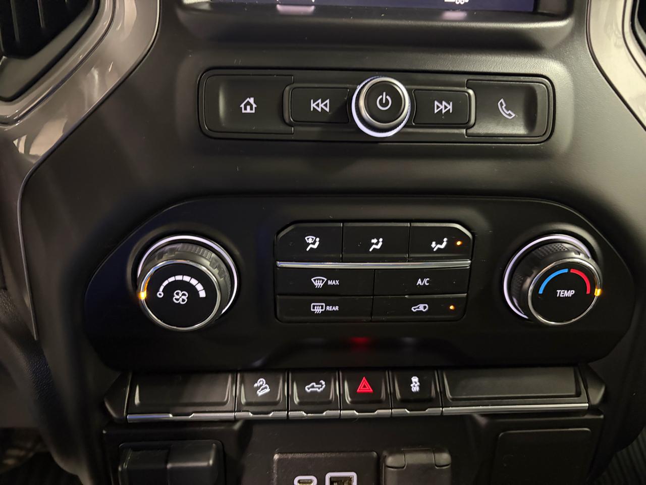 Chevrolet Silverado 1500  2021