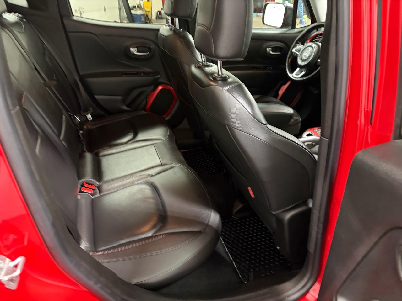 Jeep Renegade Trailhawk 2016