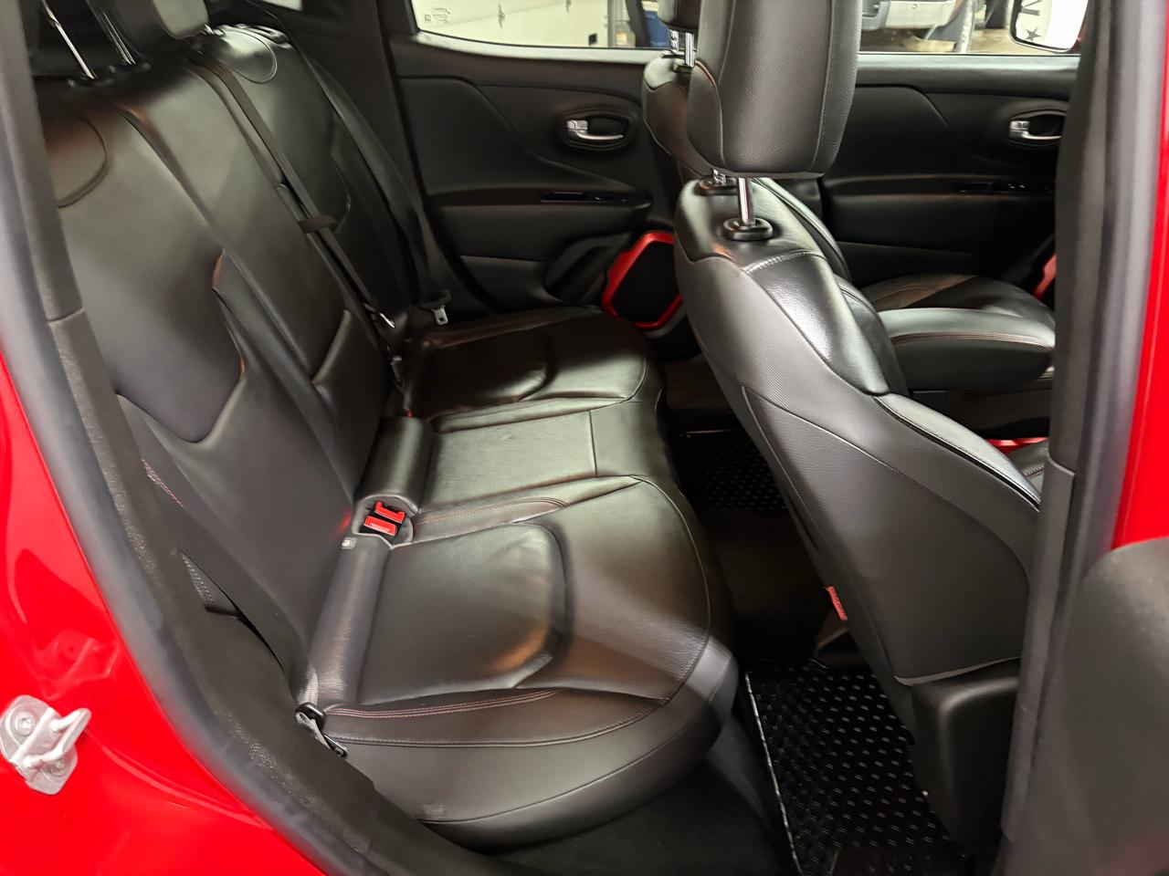 Jeep Renegade Trailhawk 2016