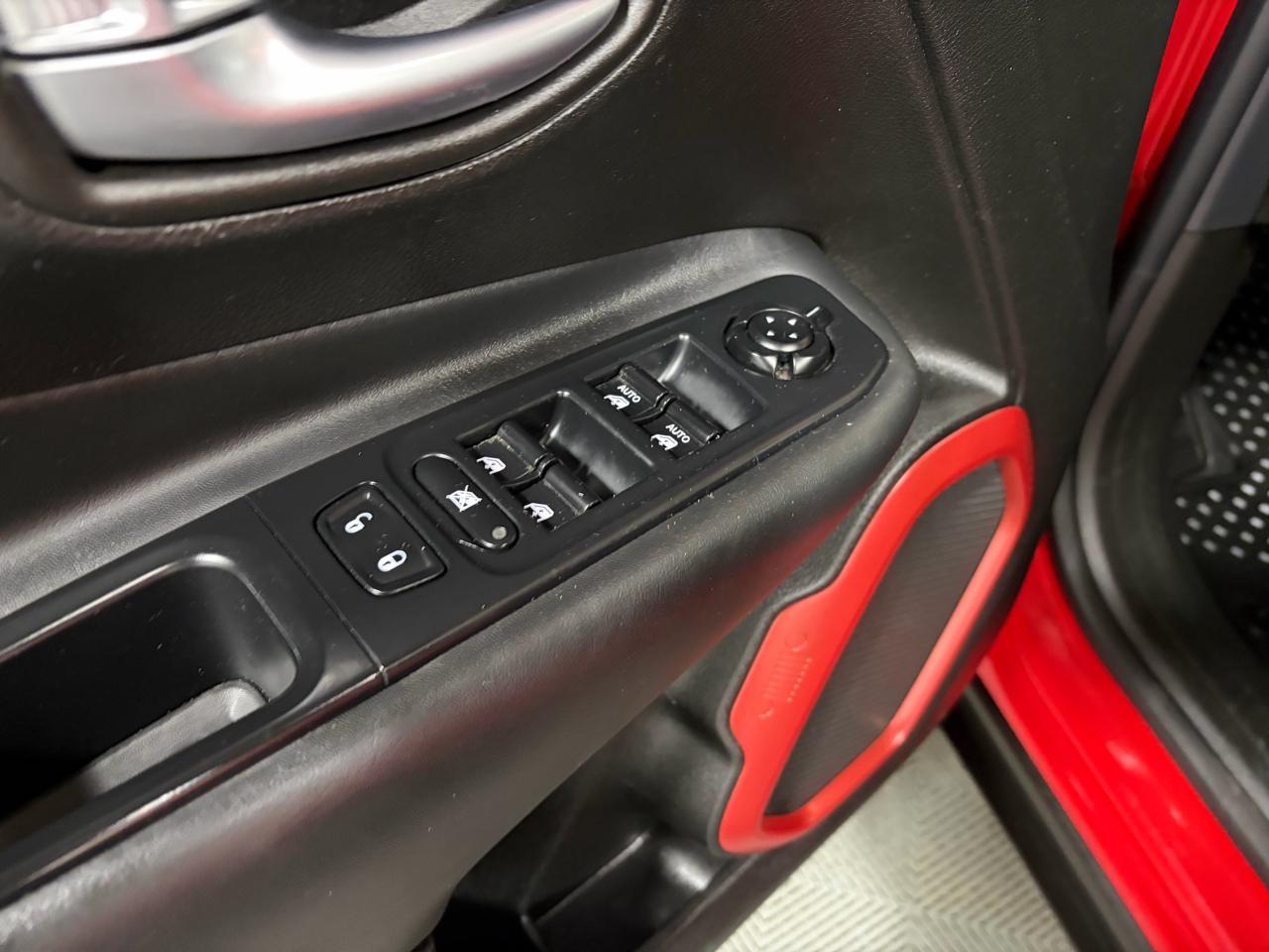 Jeep Renegade Trailhawk 2016