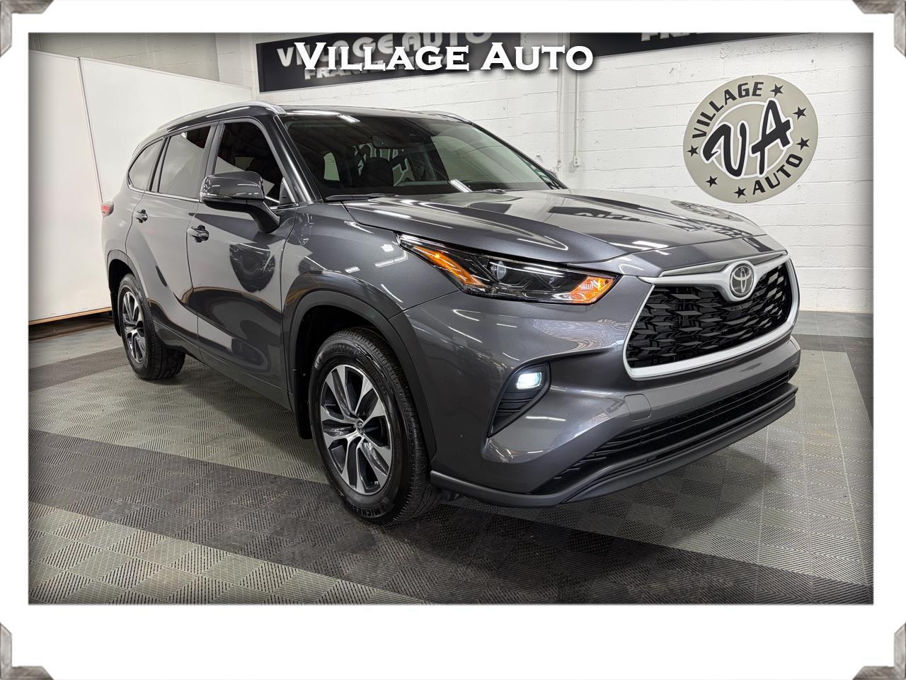 2025 Toyota Highlander XLE AWD (Natl)