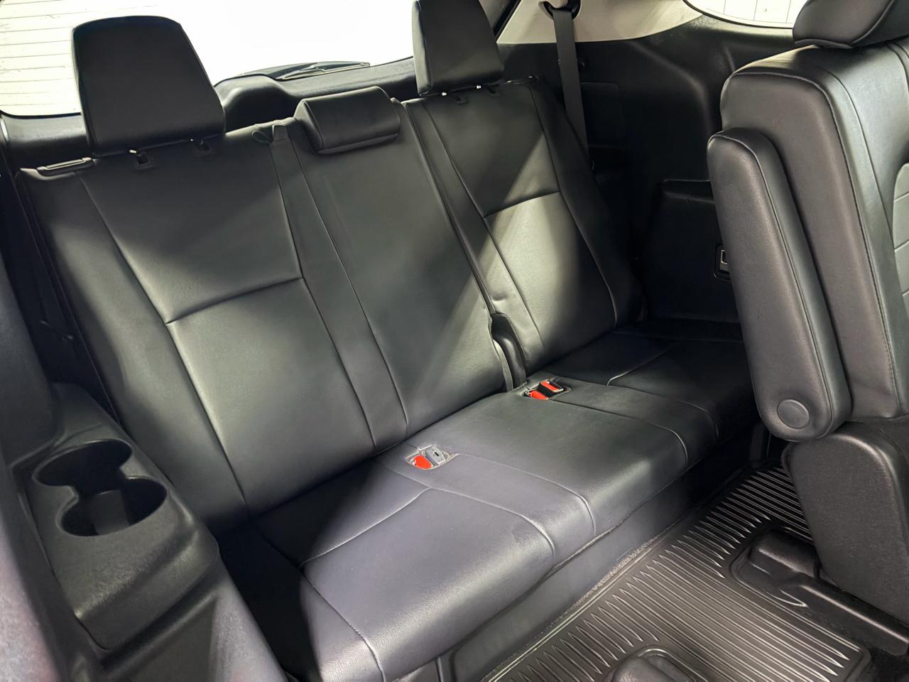 Toyota Highlander XLE AWD (Natl) 2025