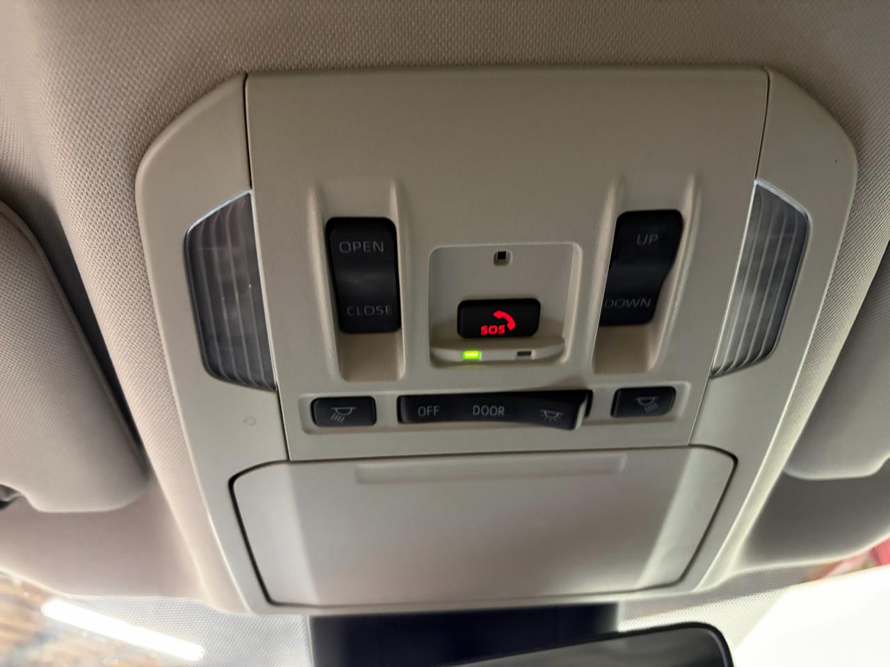 Toyota Highlander XLE AWD (Natl) 2025