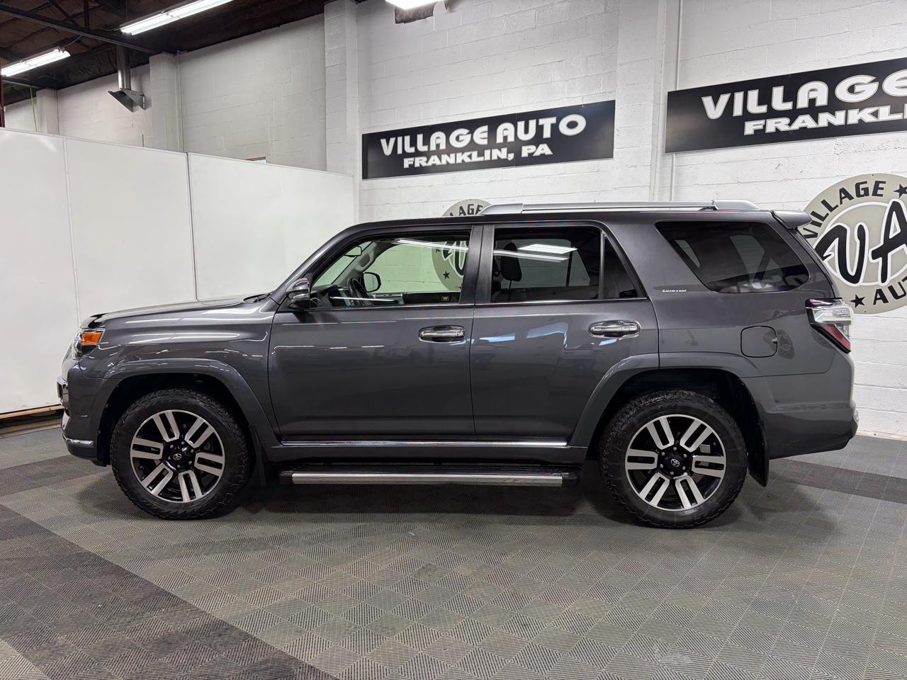 Toyota 4Runner Limited 4WD 2017