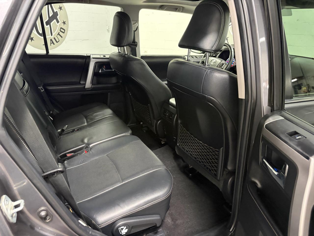 Toyota 4Runner Limited 4WD 2017