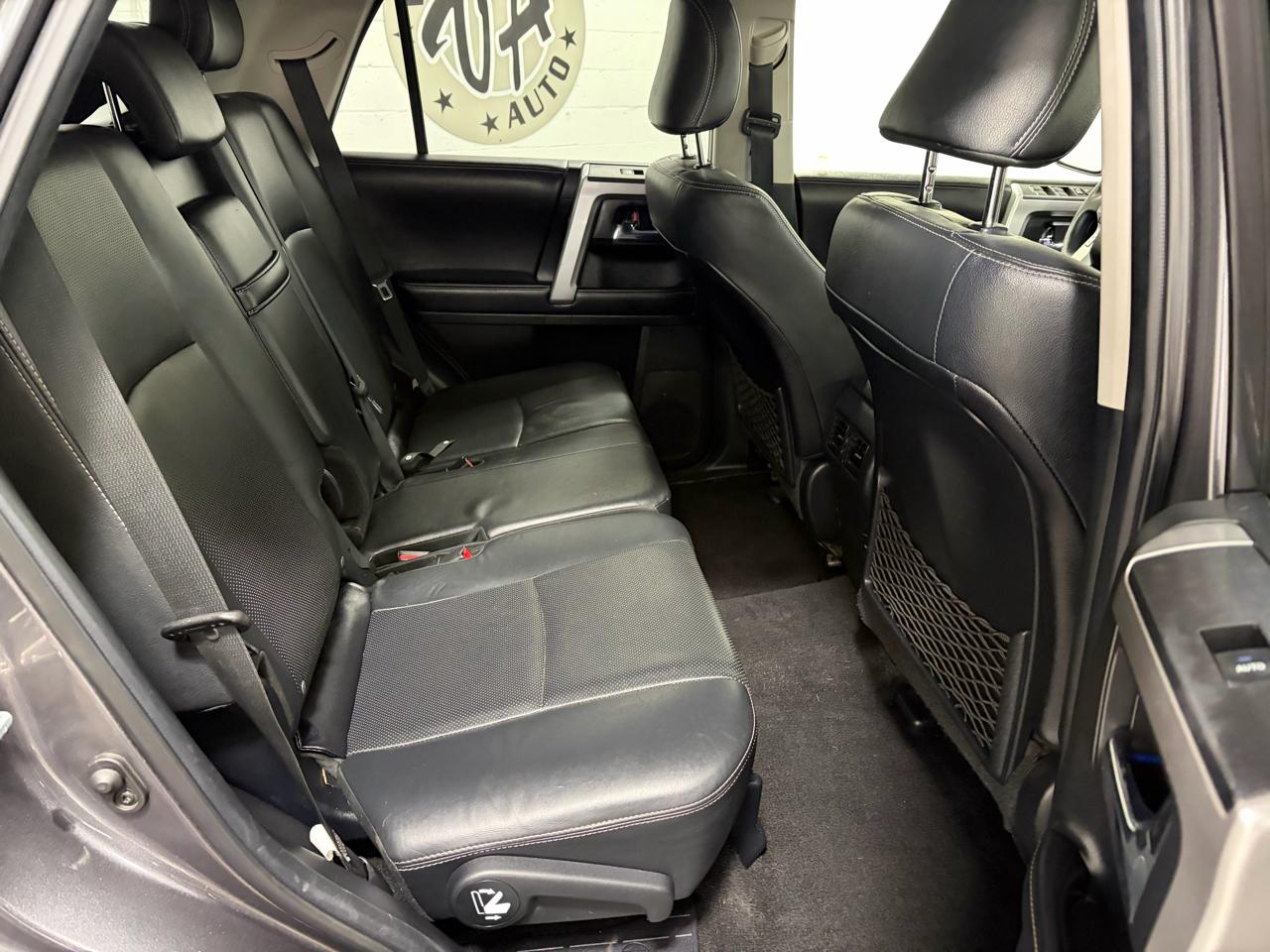 Toyota 4Runner Limited 4WD 2017