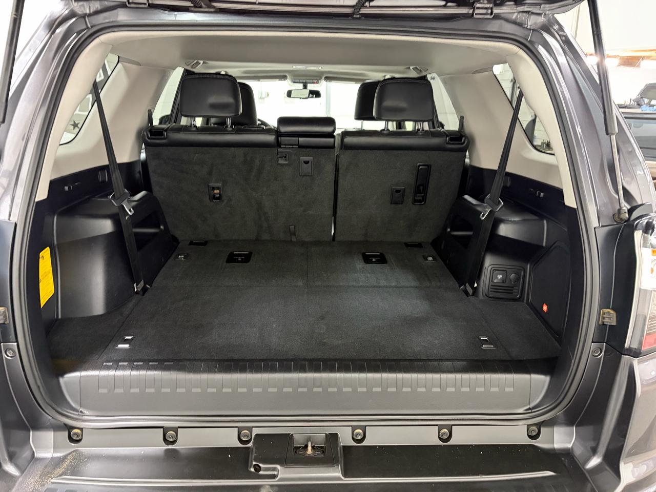 Toyota 4Runner Limited 4WD 2017