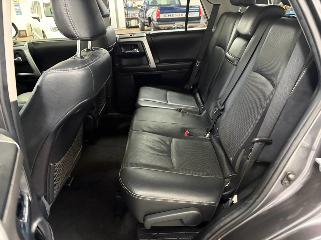 Toyota 4Runner Limited 4WD 2017