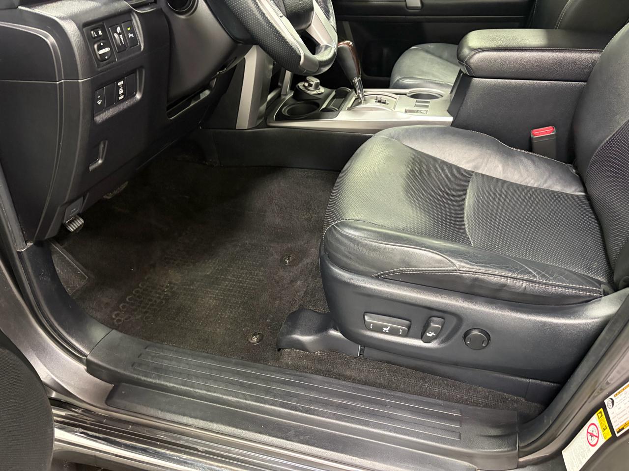 Toyota 4Runner Limited 4WD 2017