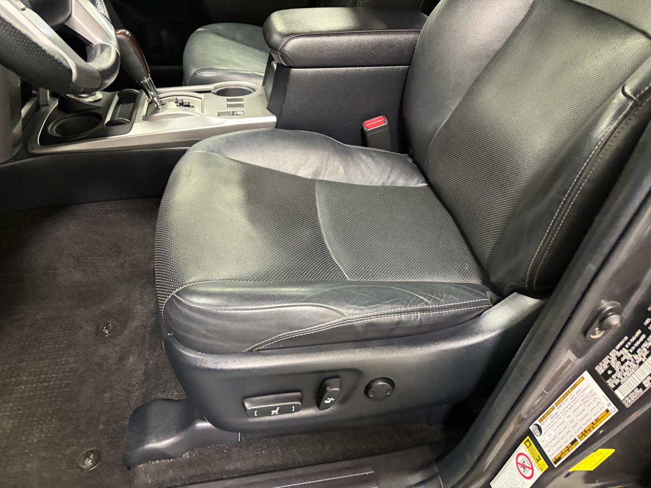 Toyota 4Runner Limited 4WD 2017