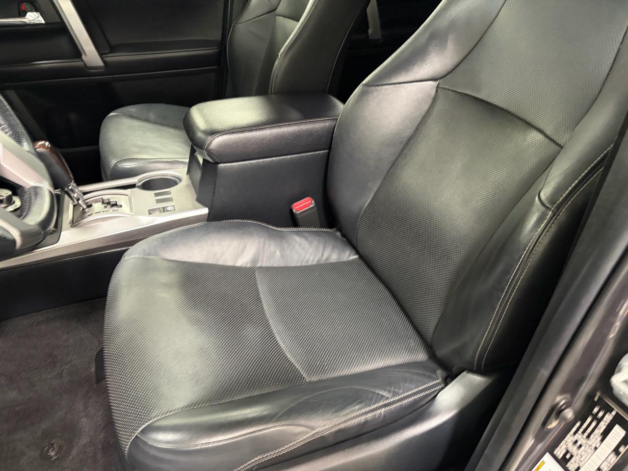 Toyota 4Runner Limited 4WD 2017