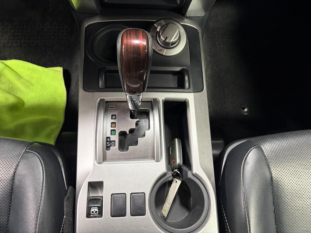 Toyota 4Runner Limited 4WD 2017