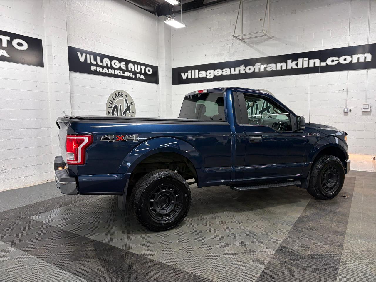 Ford F-150 4WD Reg Cab 126" XLT 2015