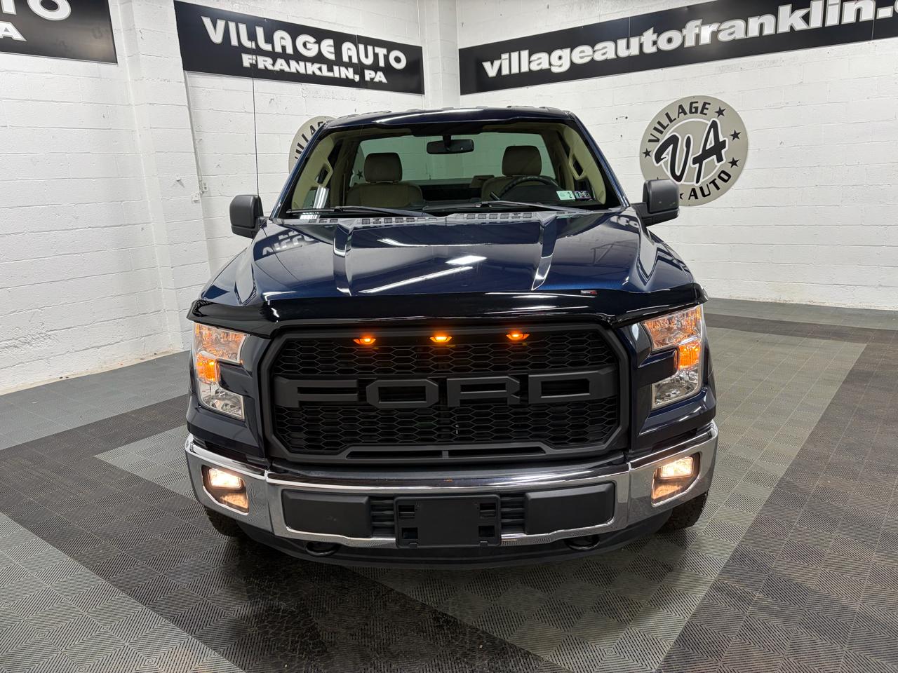Ford F-150 4WD Reg Cab 126" XLT 2015