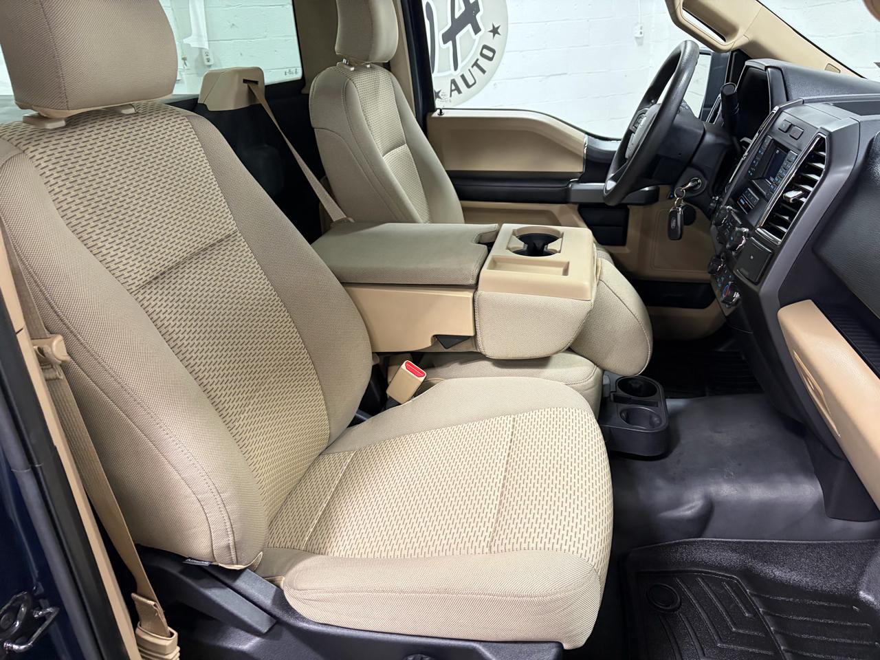 Ford F-150 4WD Reg Cab 126" XLT 2015