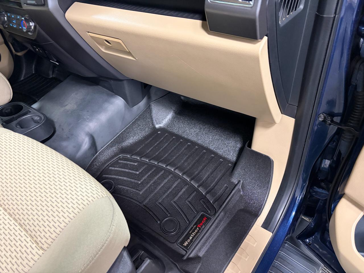 Ford F-150 4WD Reg Cab 126" XLT 2015