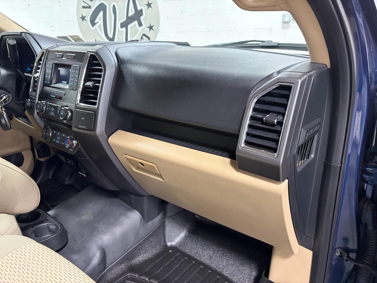 Ford F-150 4WD Reg Cab 126" XLT 2015