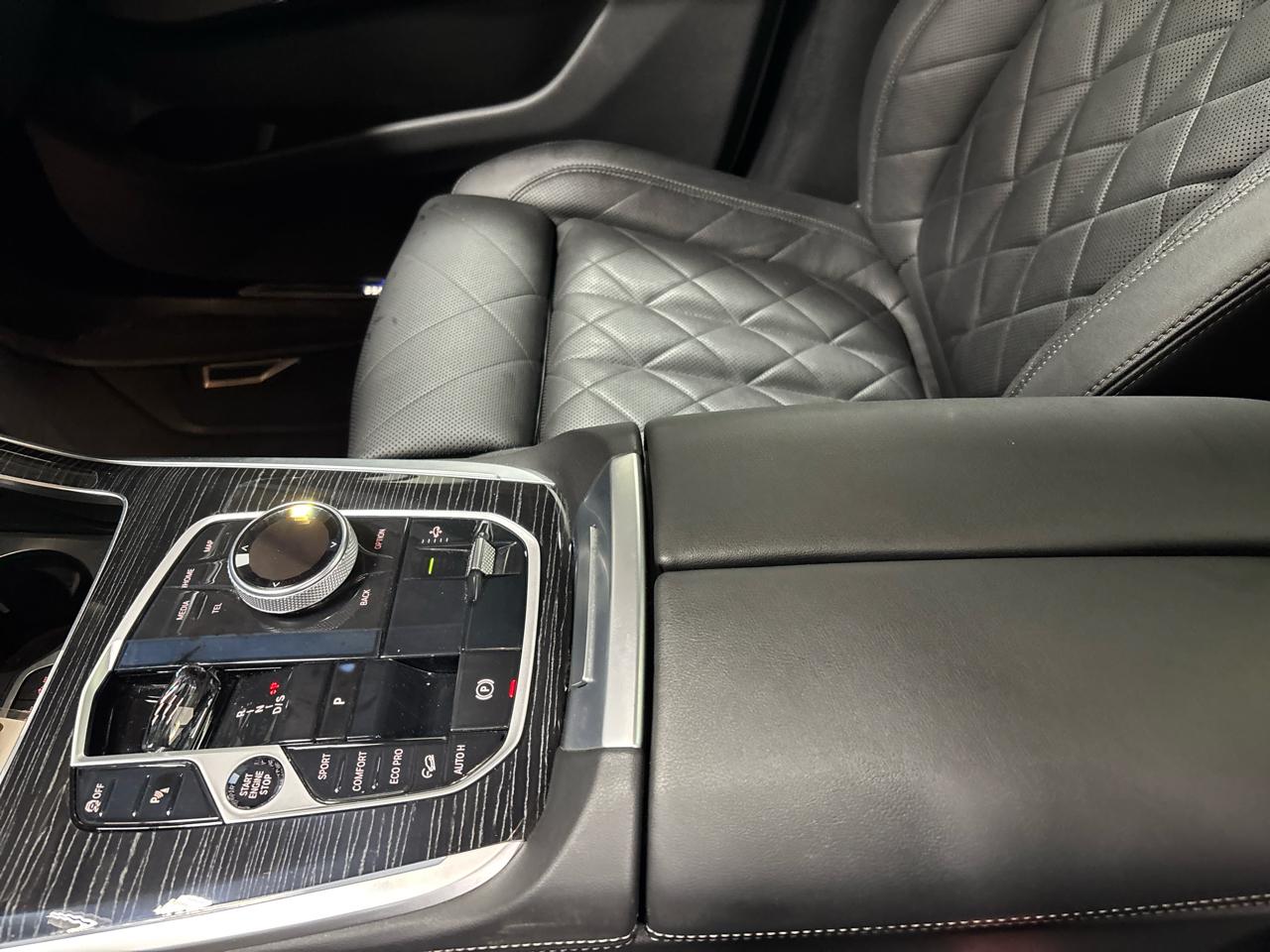 BMW X7 xDrive40i 2023