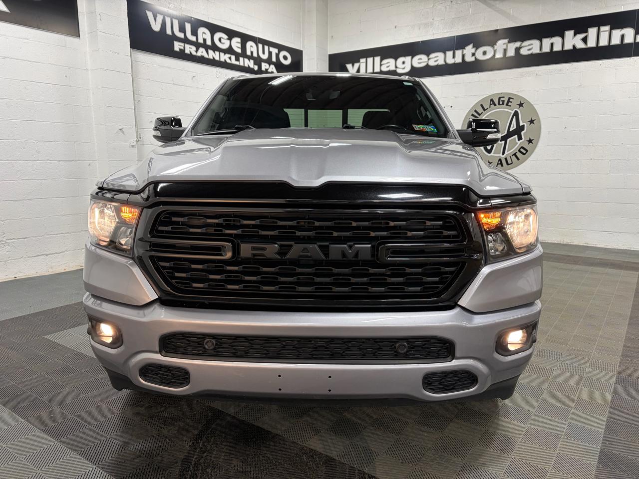 RAM 1500 Big Horn Quad Cab 4WD 2022