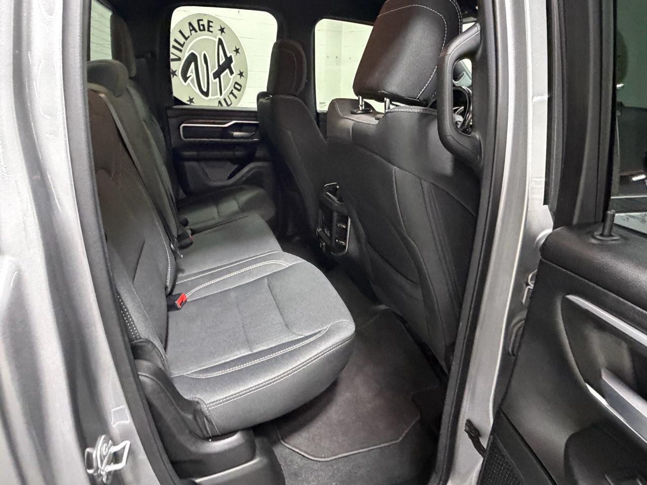 RAM 1500 Big Horn Quad Cab 4WD 2022