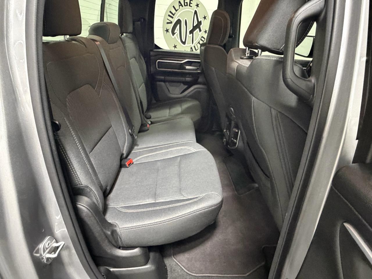 RAM 1500 Big Horn Quad Cab 4WD 2022