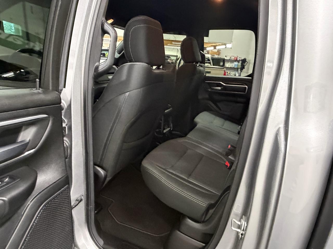 RAM 1500 Big Horn Quad Cab 4WD 2022