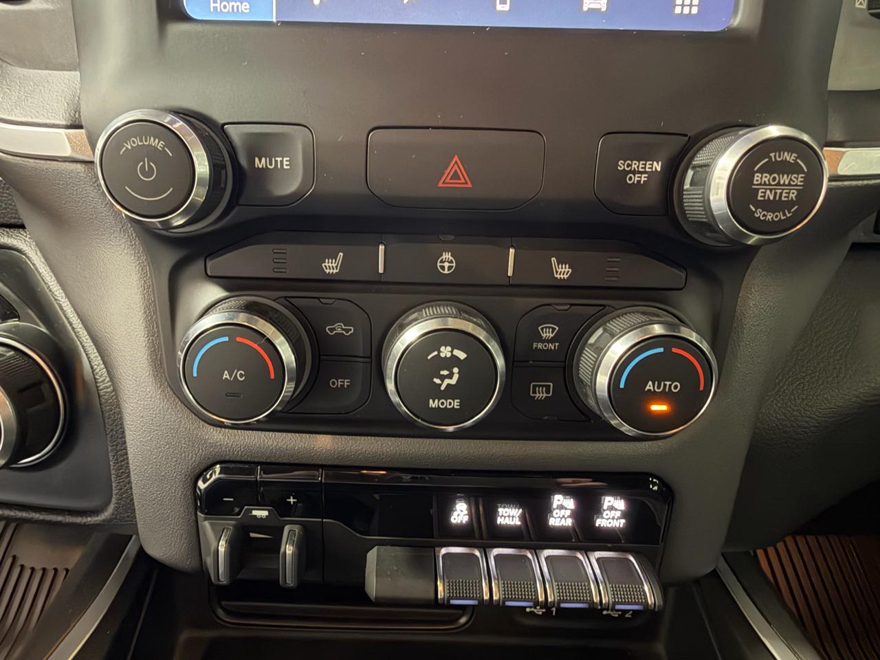 RAM 1500 Big Horn Quad Cab 4WD 2022