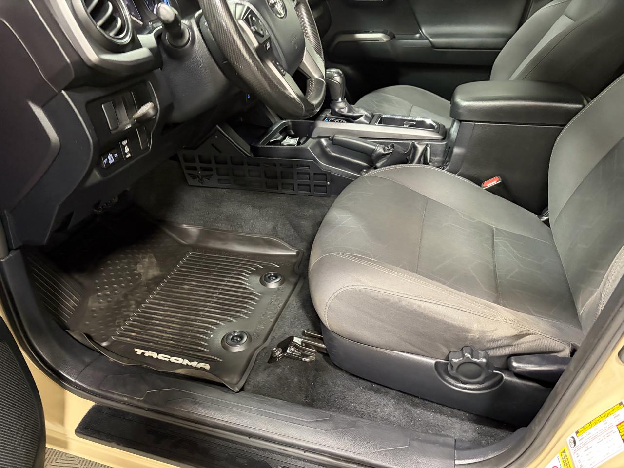 Toyota Tacoma TRD Off Road Double Cab 5' Bed V6 4x4 AT (Natl) 2016