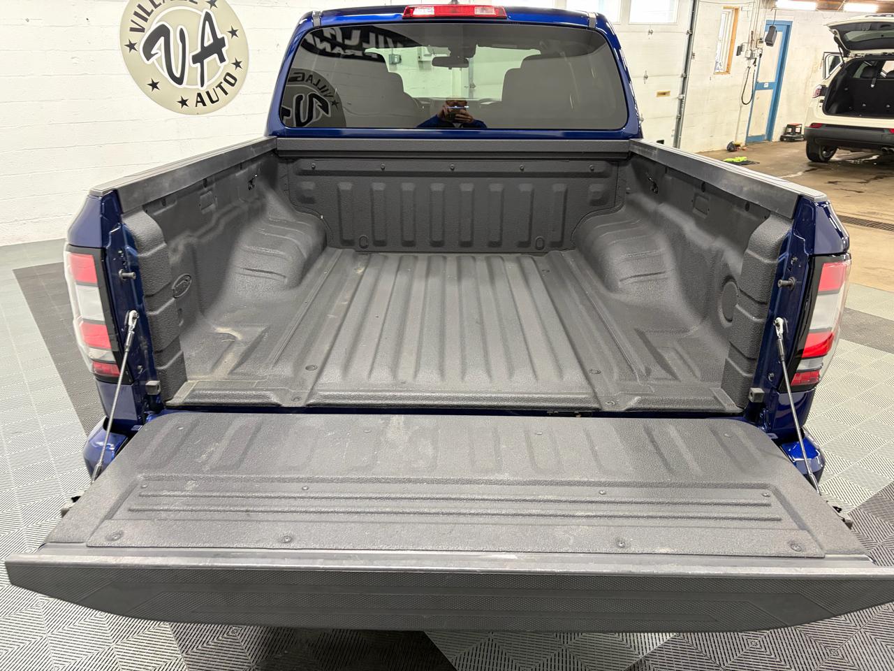 Nissan Frontier Crew Cab 4x4 SV 2022