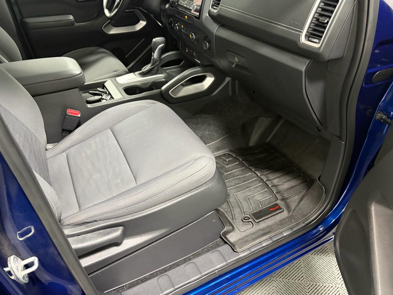 Nissan Frontier Crew Cab 4x4 SV 2022