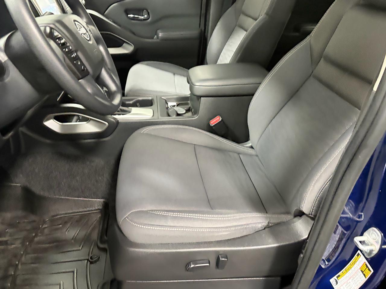 Nissan Frontier Crew Cab 4x4 SV 2022