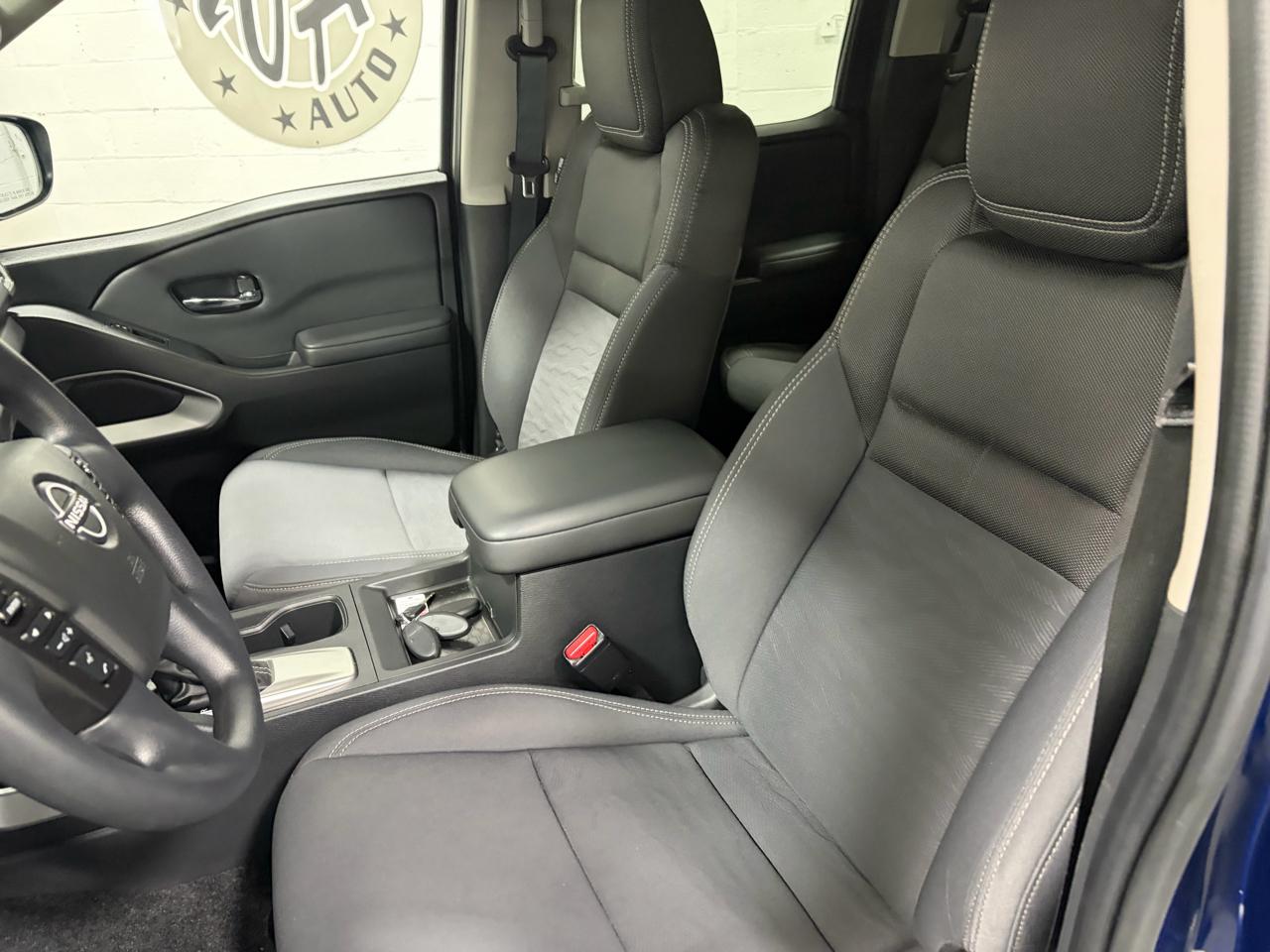 Nissan Frontier Crew Cab 4x4 SV 2022