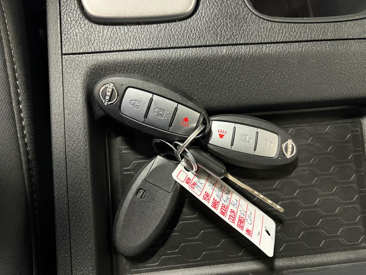 Nissan Frontier Crew Cab 4x4 SV 2022