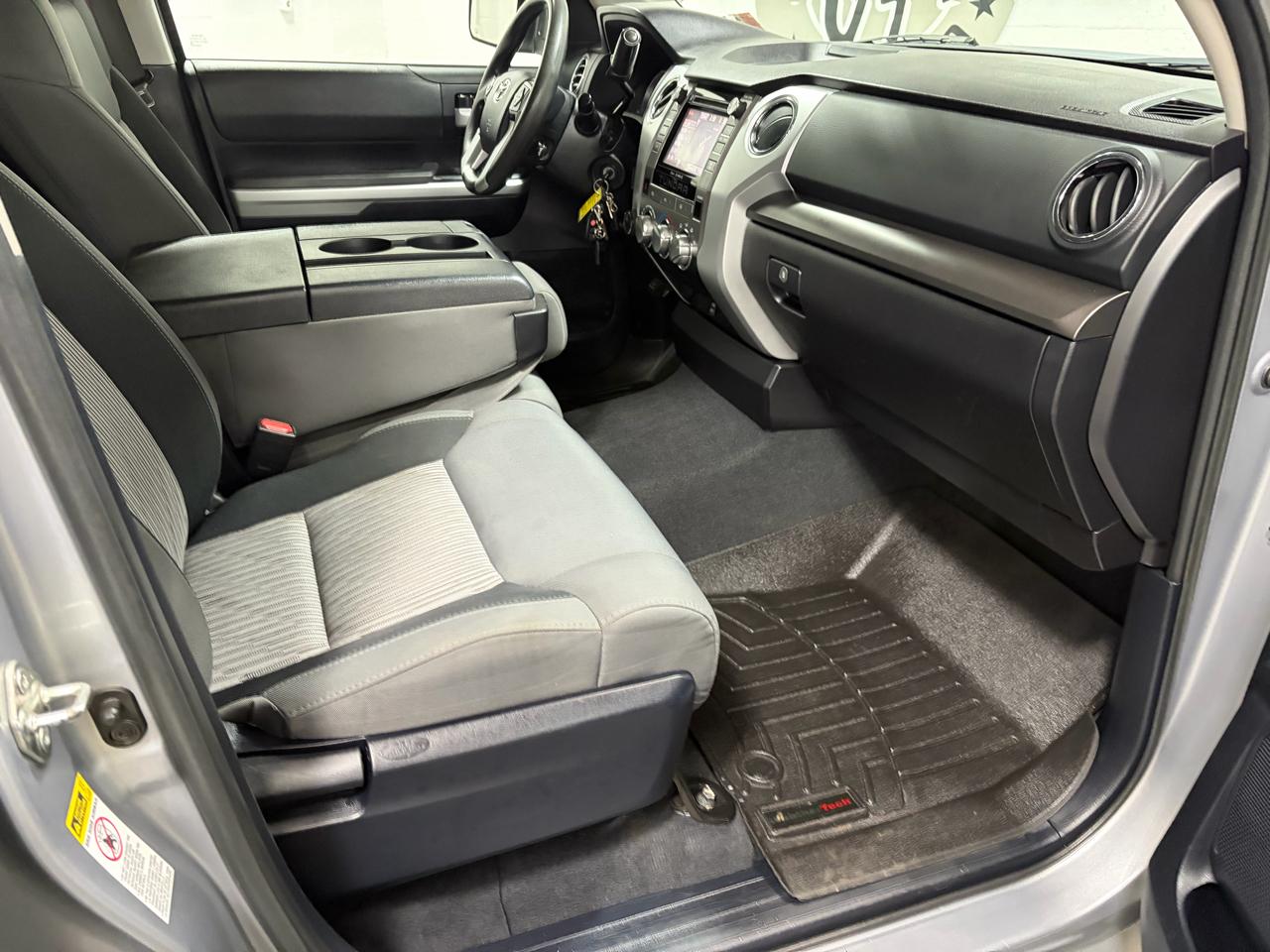 Toyota Tundra SR5 5.7L V8 CrewMax 4WD 2014