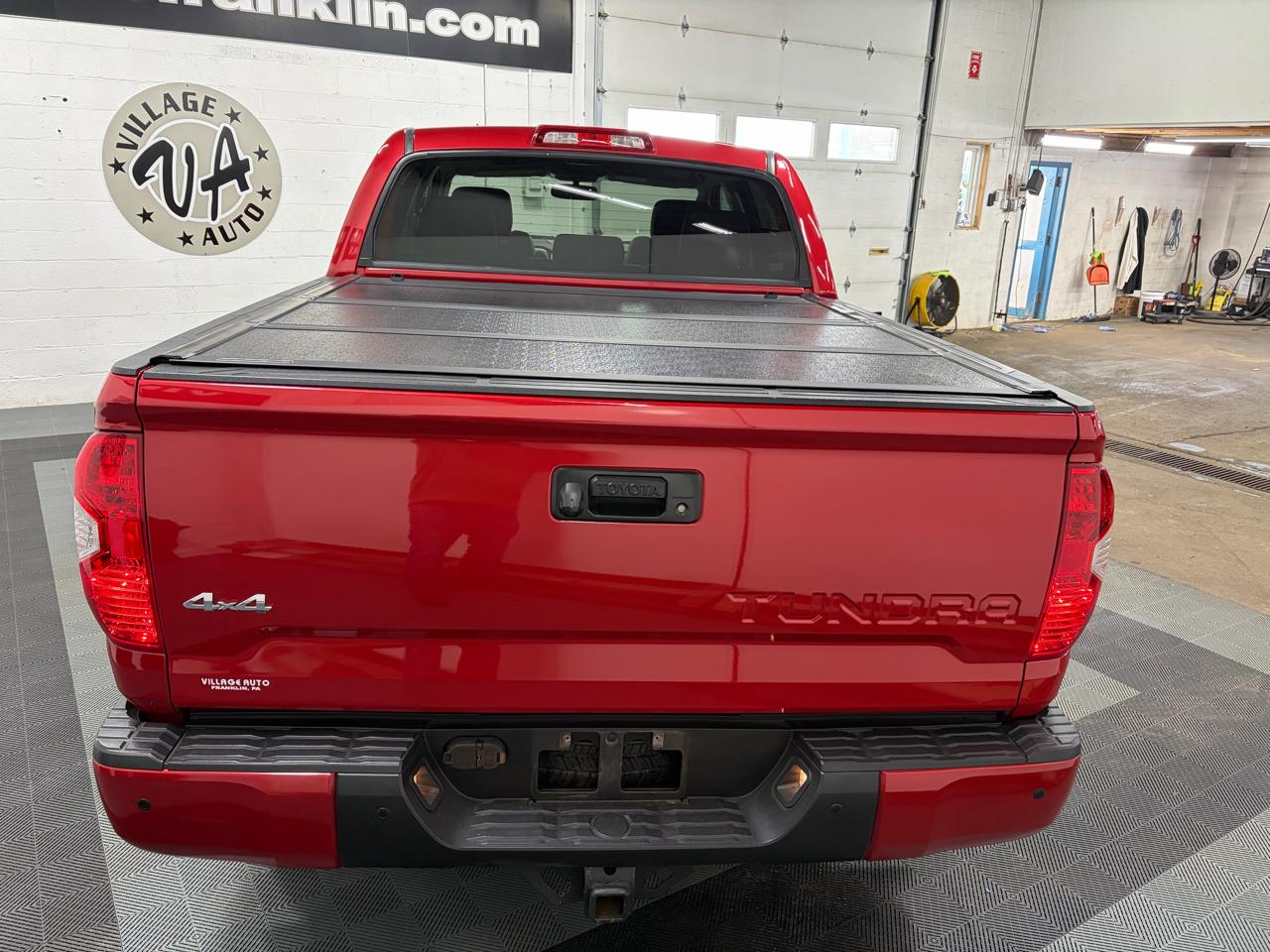 Toyota Tundra Platinum CrewMax 5.7L FFV 4WD 2014