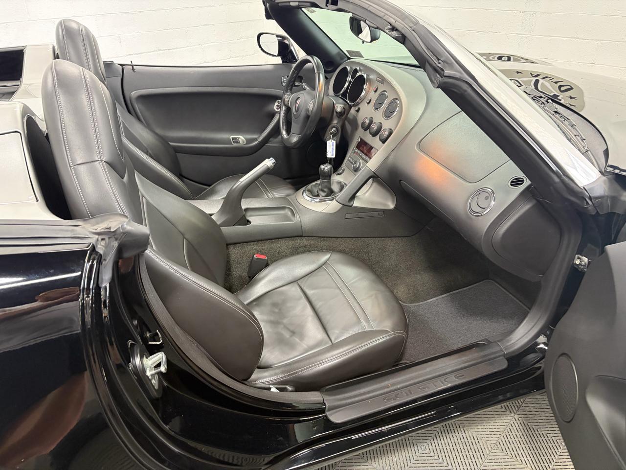 Pontiac Solstice Roadster 2006